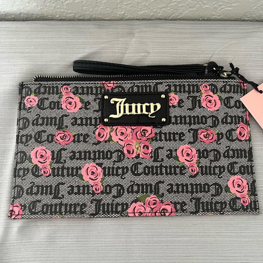 Juicy couture wristlet